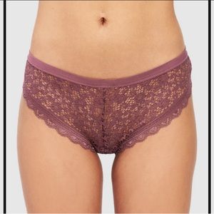 2️⃣7️⃣ Wendy Lace Tanga